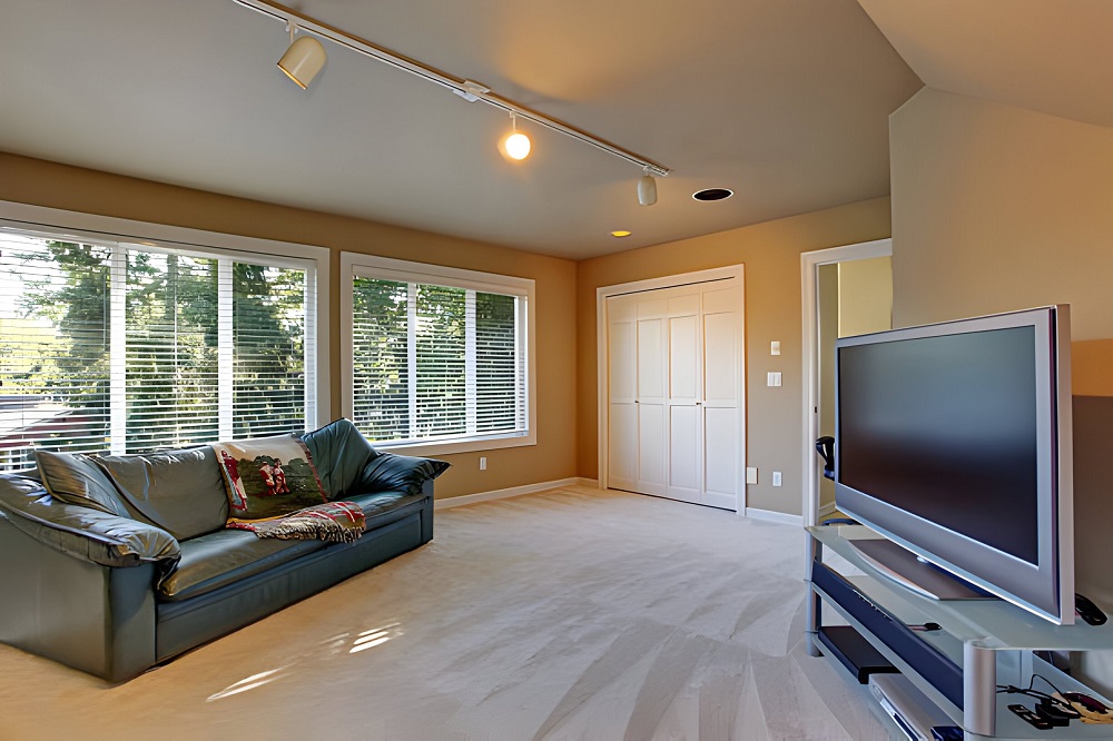 Miamis Best Blinds | Stylish Comfort: 10 Trendsetting Living Room Curtain Ideas for 2024