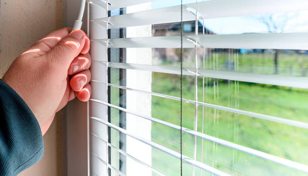 Miamis Best Blinds | The Ultimate Guide on How to Clean Blinds: Best Methods for Every Type